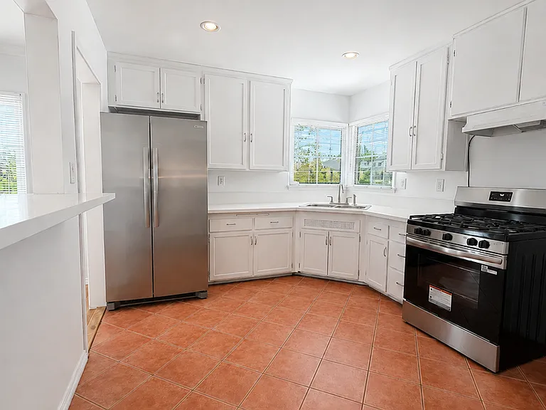 5355 Ocana Ave — Photo 3