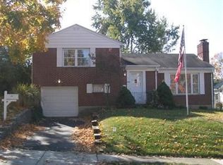 1448 Abingdon Rd, Dayton, OH 45409