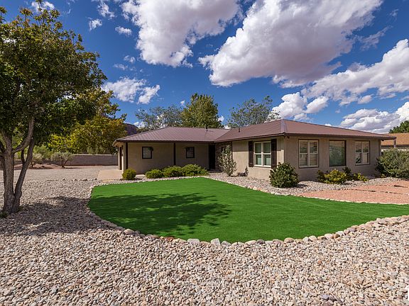 2nd image of 4095 Mountain Ct