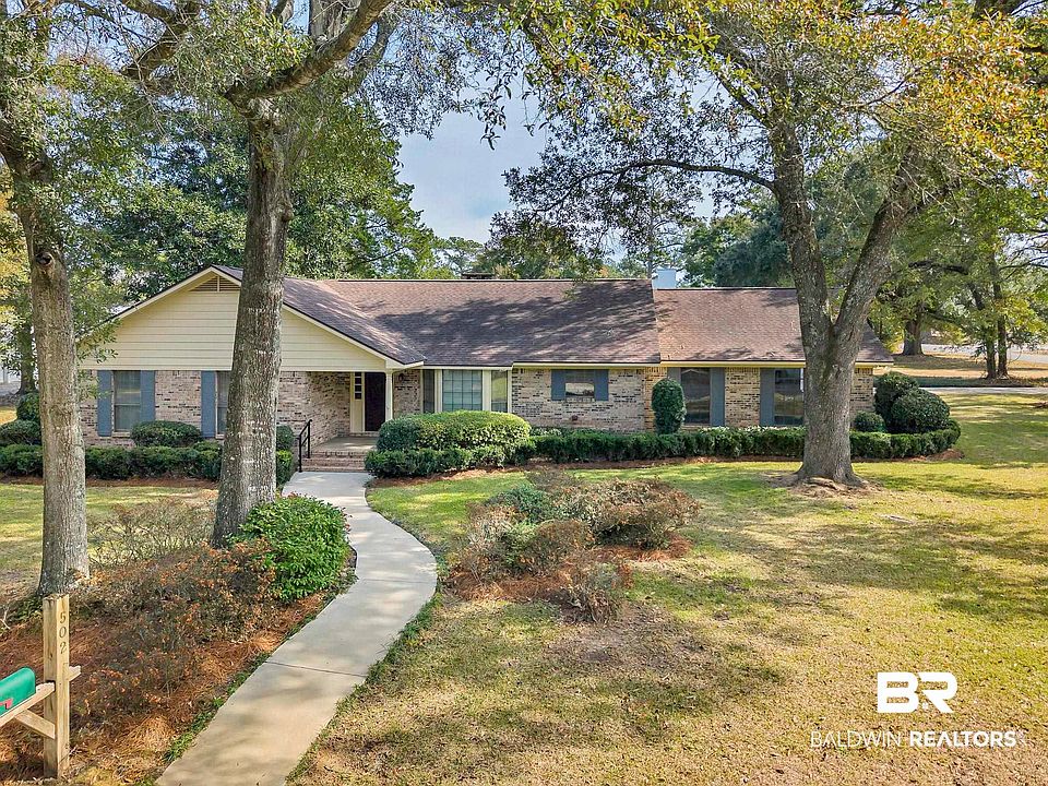 1st image of 502 Cedar Cir
