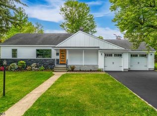 60 Riverside Dr, Florham Park, NJ 07932