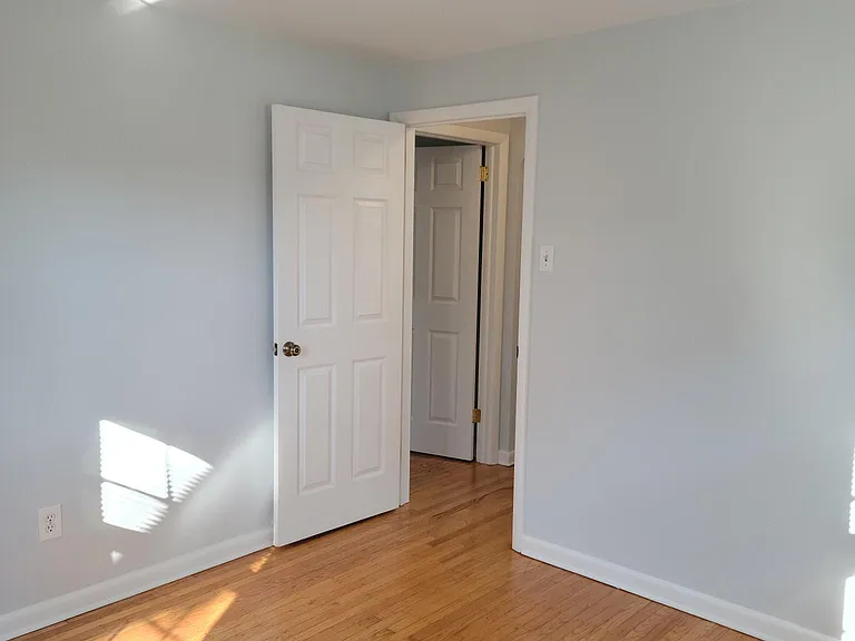 230 N Essex Ave #A — Photo 12