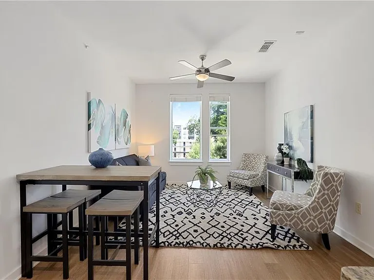 1900 Barton Springs Rd #2025 — Photo 3