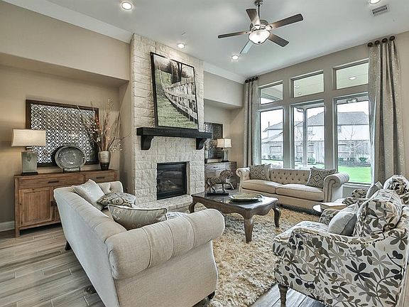 4th image of 15611 Ponderosa Bend Dr