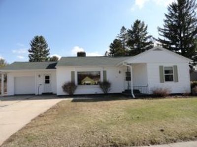 128 E Cedar St, Pulaski, WI, 54162