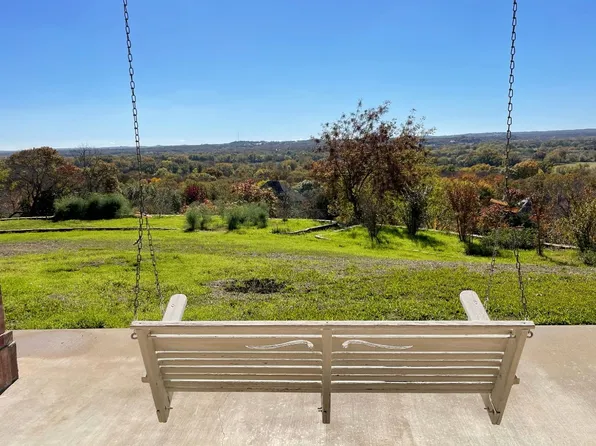 100 Dustin Cir, Hudson Oaks, TX 76087