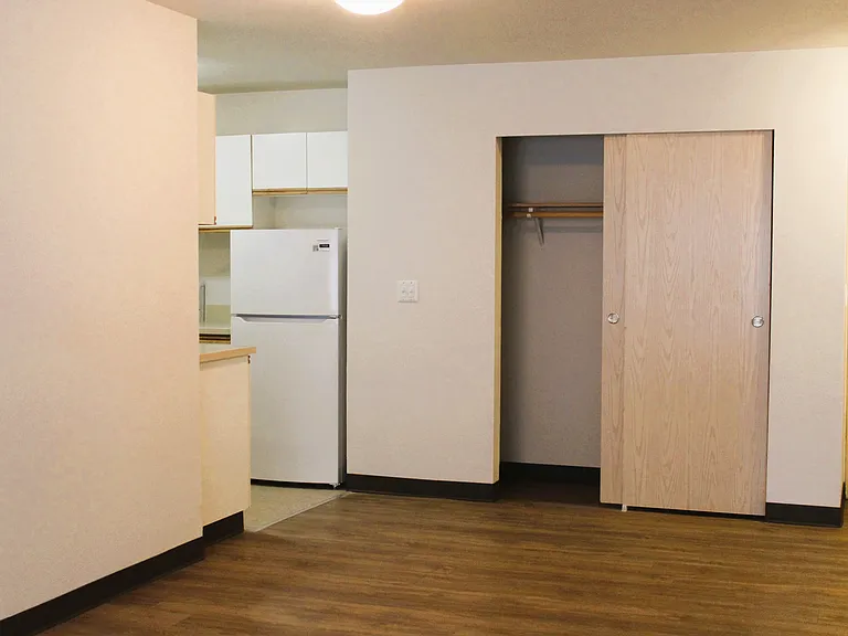 Westwood Heights East — Photo 3