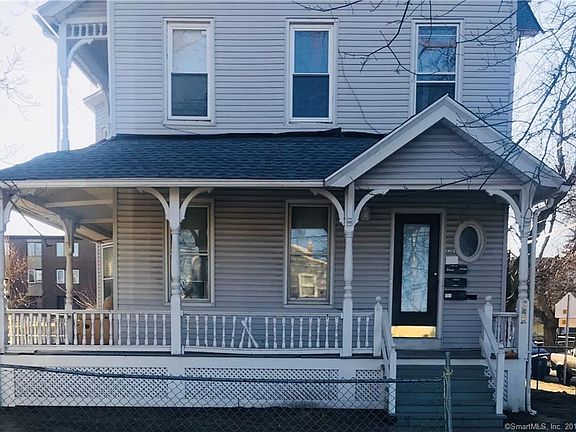 3rd image of 73-75 Sherwood Ave
