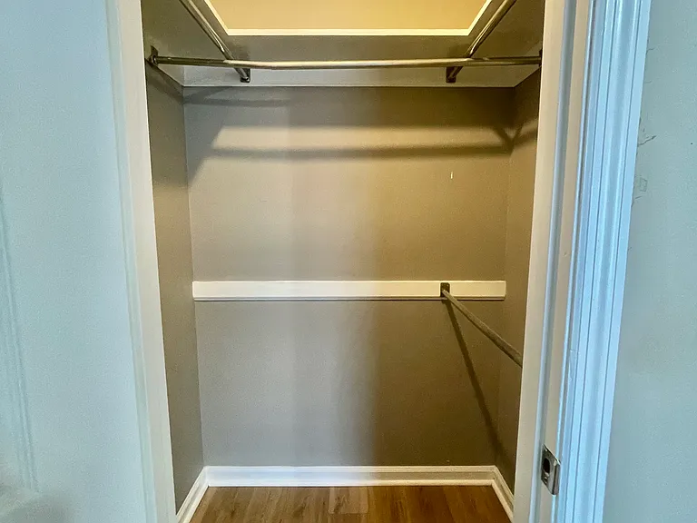 230 Lanier Dr — Photo 11