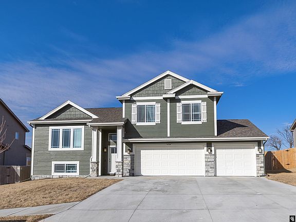 4th image of 4904 Sheridan Rd