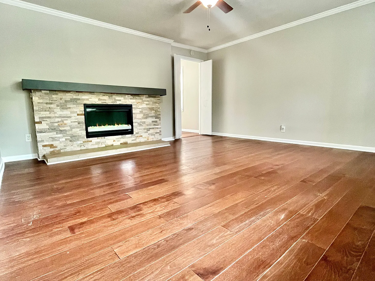 2 bed, 1410 sqft, $1,795 — Photo 4
