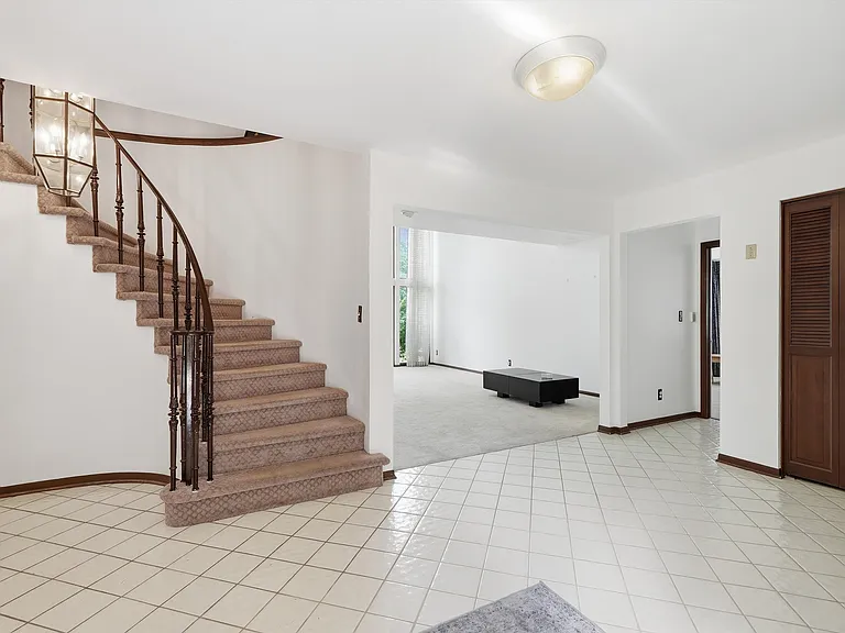 4677 Rolling Ridge Rd — Photo 8