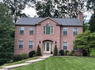 2907 Angeline Dr, Glenshaw, PA 15116