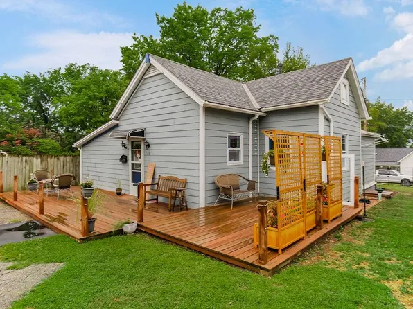 128 W Spring Ave, Bonner Springs, KS 66012