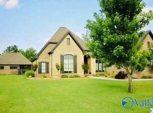 2906 Cedar Crk SW, Decatur, AL 35603