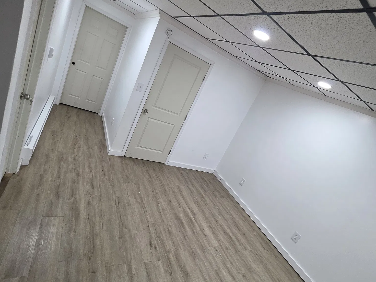 3 bed, $1,250 — Photo 1