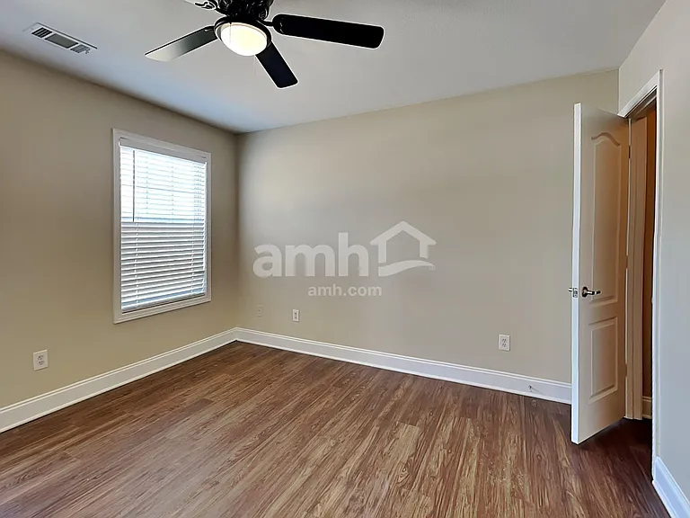 712 Gatwick Ct — Photo 19