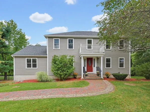 19 Smith Rd, Mansfield, MA 02048