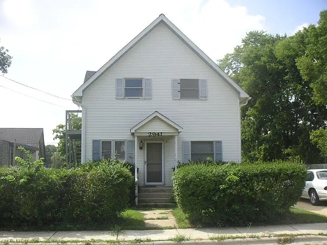 2941 Lapey St photo 1