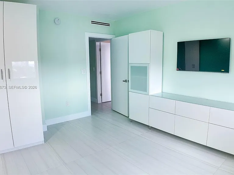 1985 S Ocean Dr #22E — Photo 12