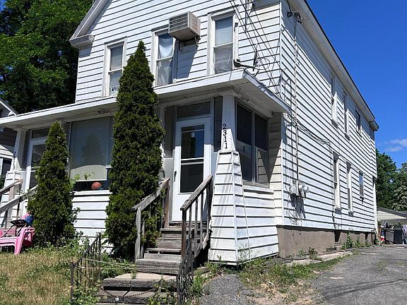 2nd image of 2311 Guilderland Avenue