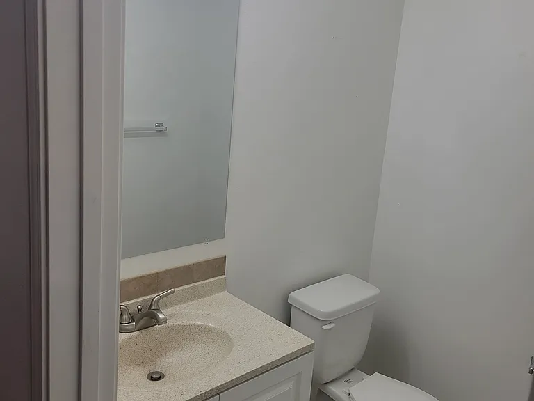 1341 Shaker Pl #C — Photo 7