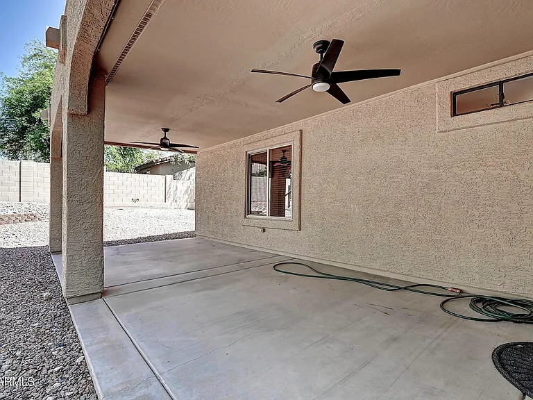 14004 N Sussex Pl — Photo 35