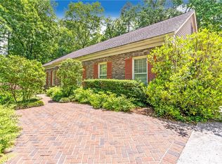 304 River Valley Rd, Sandy Springs, GA 30328