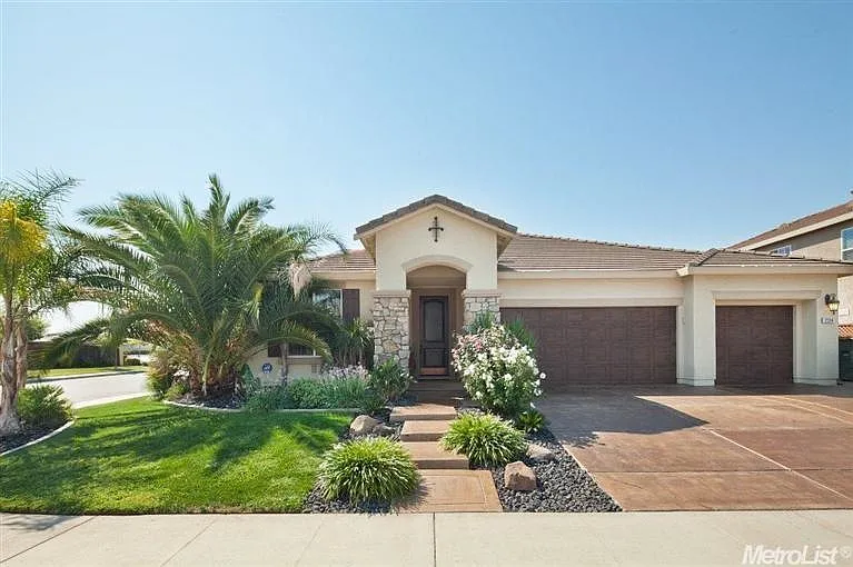 2314 Dunsley Cir photo 1
