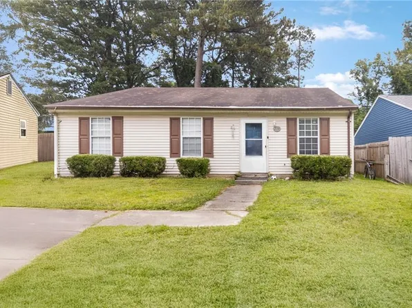 224 Dozier Ln, Virginia Beach, VA 23454