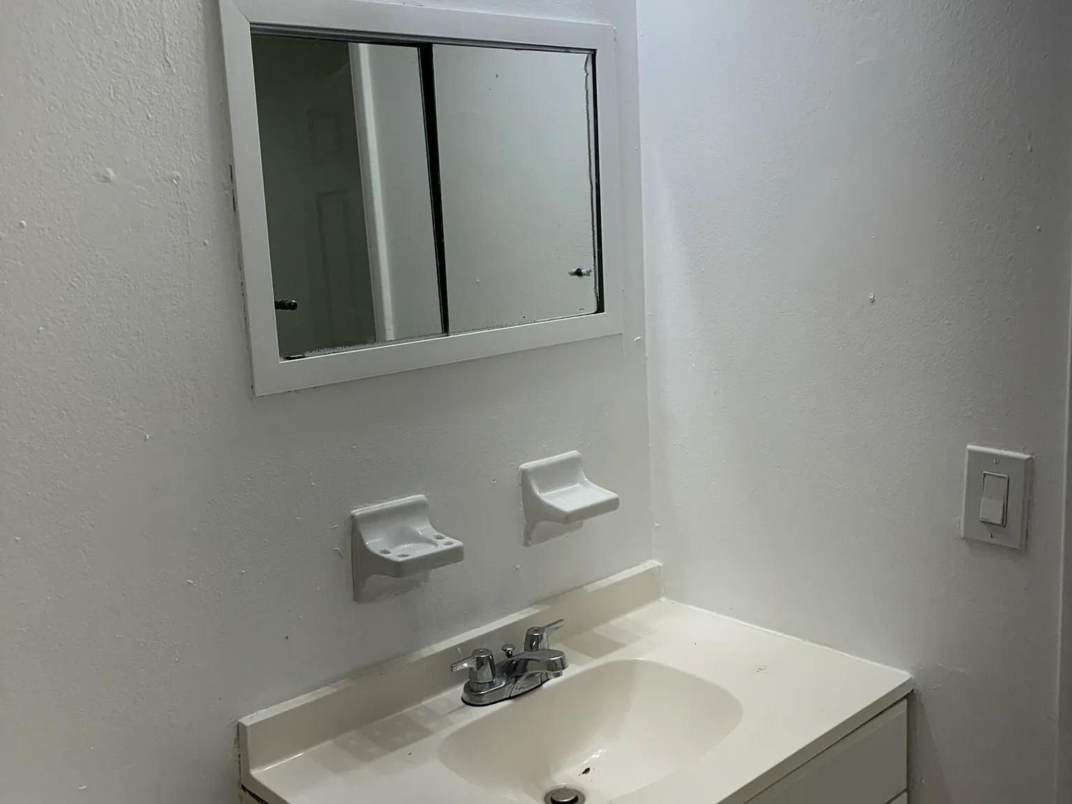 2 bed, 750 sqft, $1,500 — Photo 3