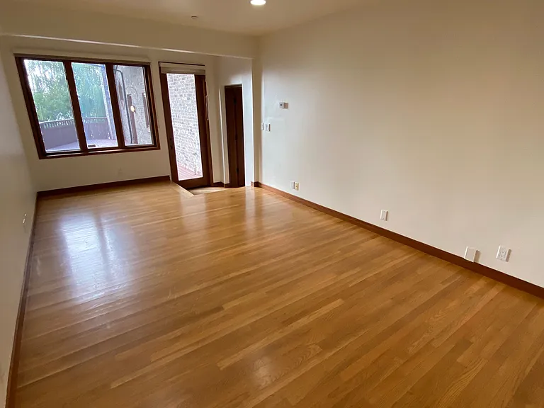 8279 W Mercer Way — Photo 3