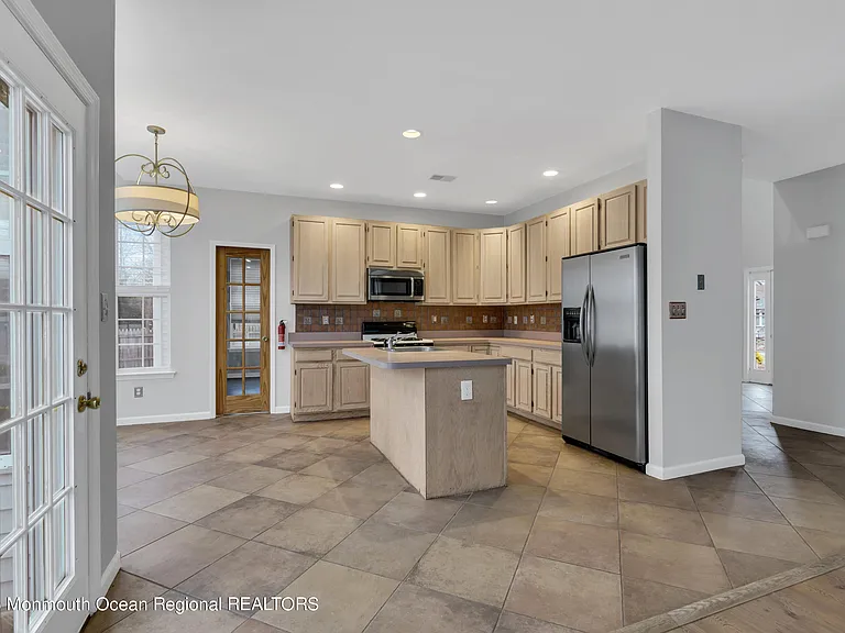 505 Buhler Ave — Photo 23