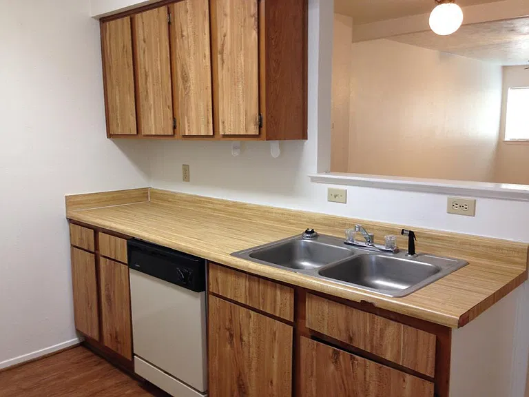 1102 Welsh Ave #C — Photo 5