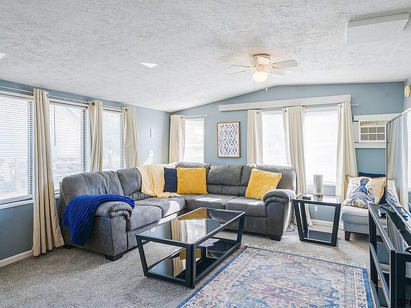 5th image of 9 Old Lodge Rd