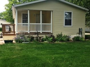 1125 Country Club Rd, Elgin, IL 60123