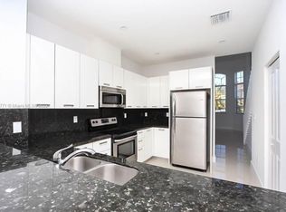 15551 SW 11th Ter, Miami, FL 33194