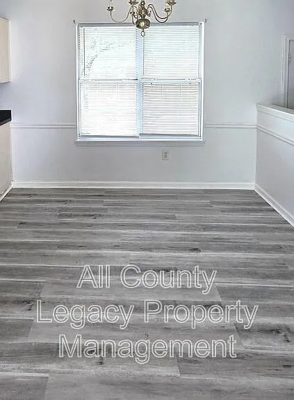 760 Mountain Ridge Way — Photo 4