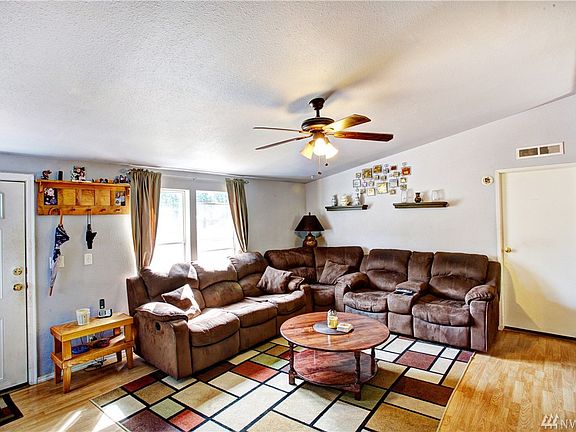 3rd image of 9116 208th Street Ct E