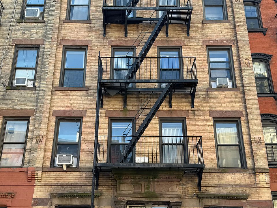 1st image of 462 E 115th St APT 2D