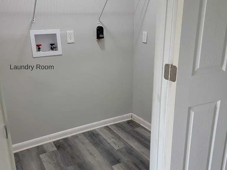 312 E Edgewater Way — Photo 9
