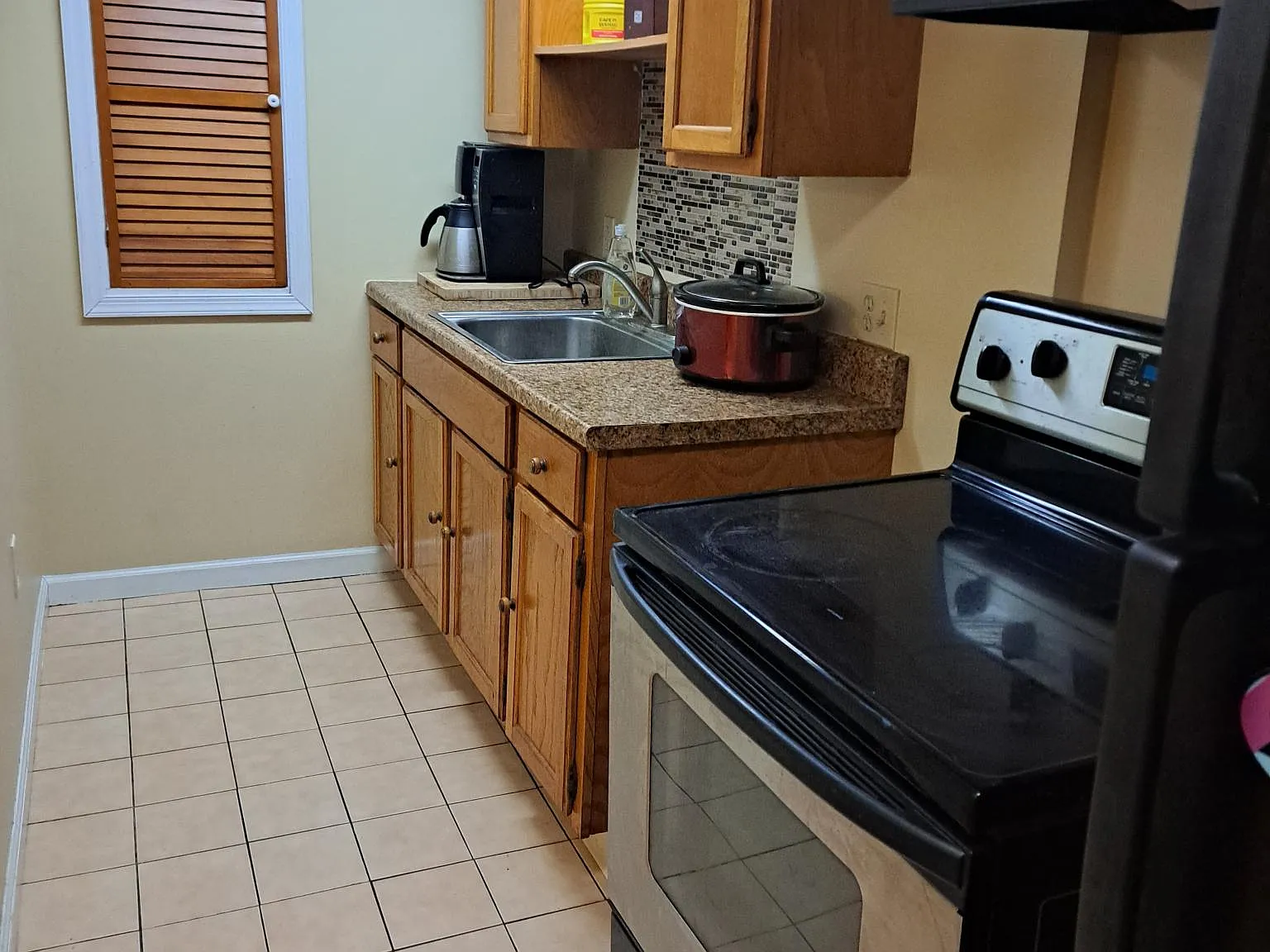 2 bed, 1000 sqft, $1,400 — Photo 3