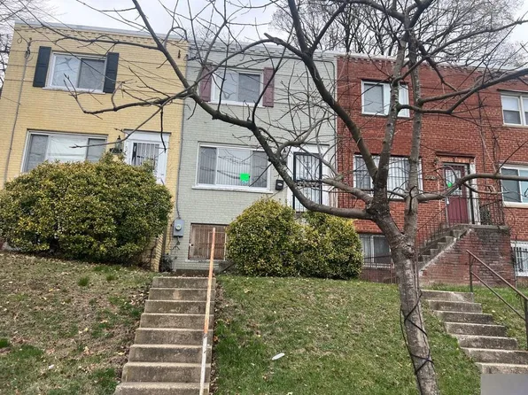 2307 16th St SE, Washington, DC 20020