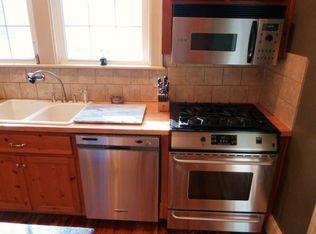 1840 S Sycamore St, Petersburg, VA 23805