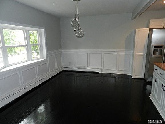 3rd image of 17 Edwin Ave