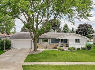 603 5th St, Waunakee, WI 53597