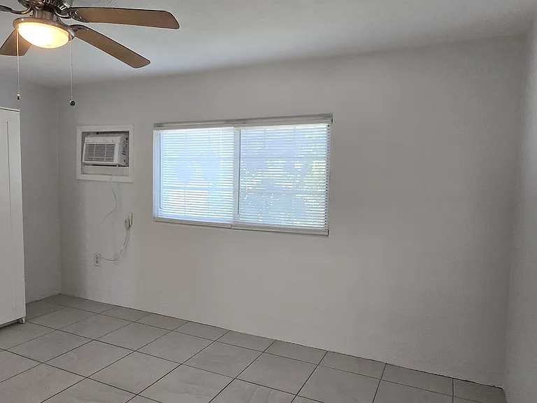 1120 Northshore Dr #1 — Photo 18