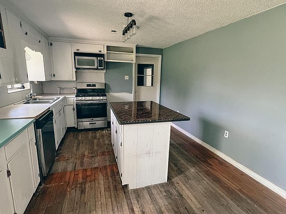 2nd image of 7246 Riverwood Dr W