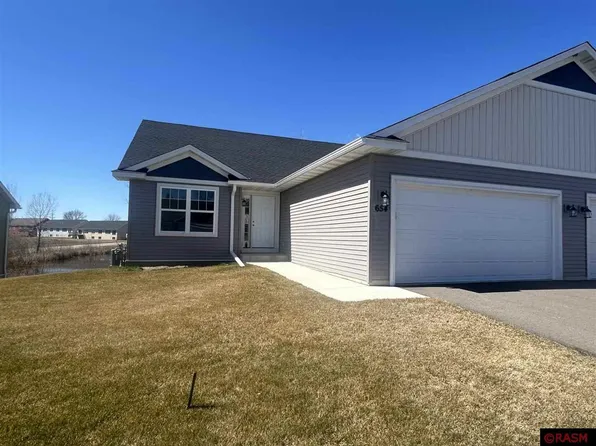 654 Tomahawk Ct, Madison Lake, MN 56063