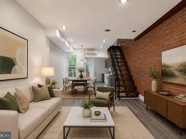 1302 N Dover St, Philadelphia, PA 19121
